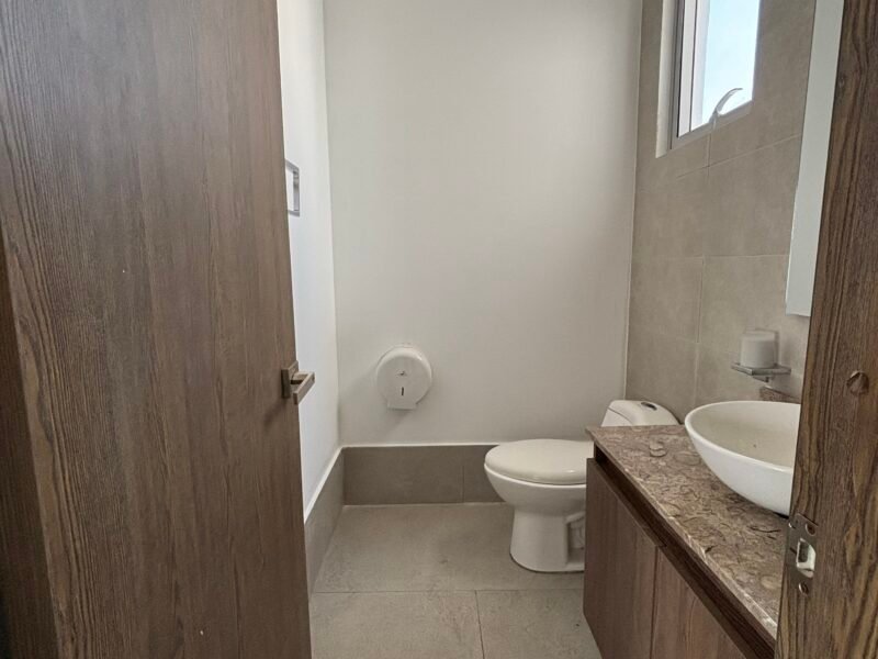 🏢 OFICINA EN VENTA / ARRIENDO – BOCAGRANDE